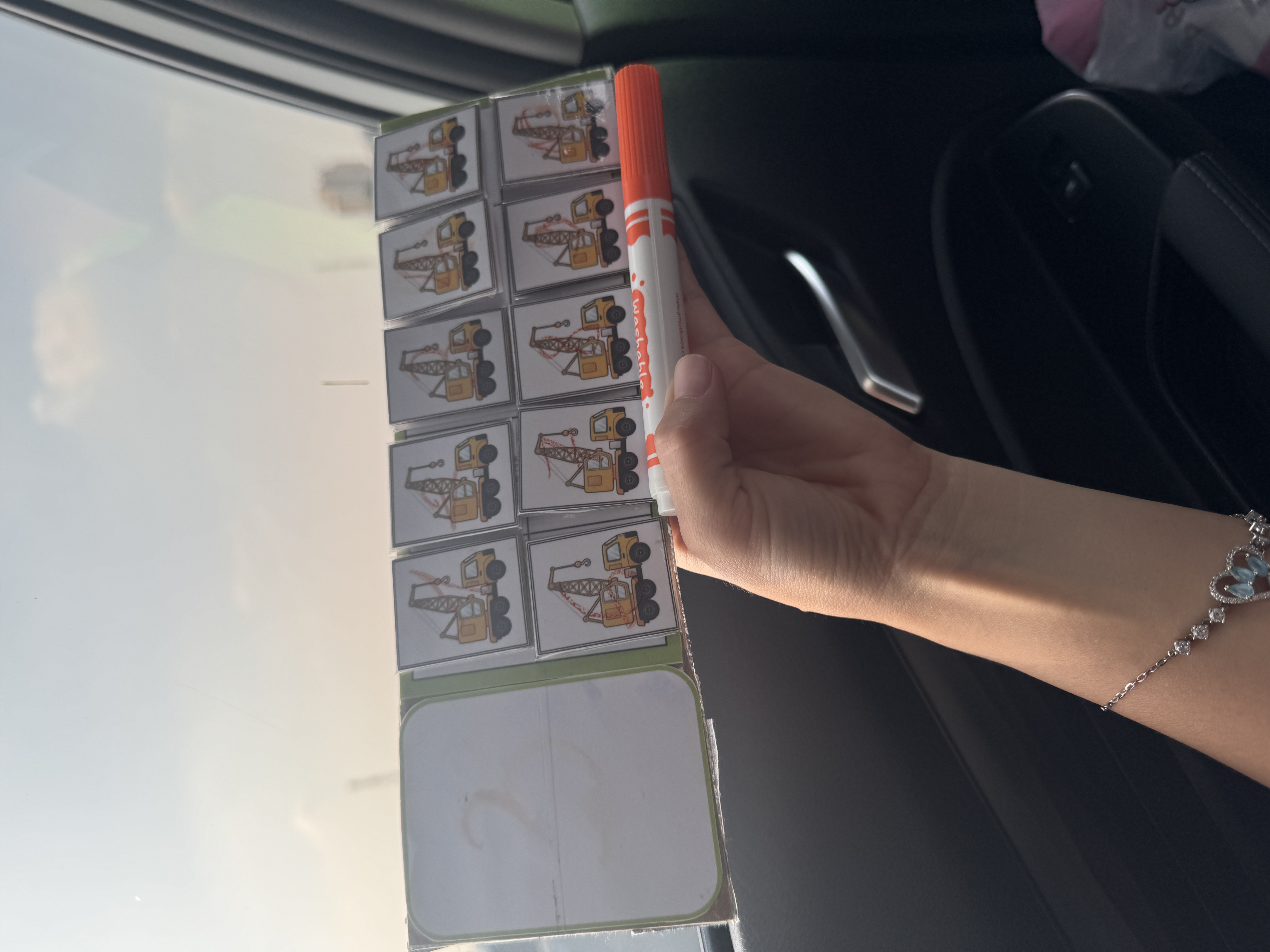 🌟 BÍ MẬT CỦA "TEN-FRAME" (KHUNG 10): BẢO BỐI GIÚP TRẺ GIỎI TOÁN MÀ KHÔNG CẦN ĐẾM TAY!